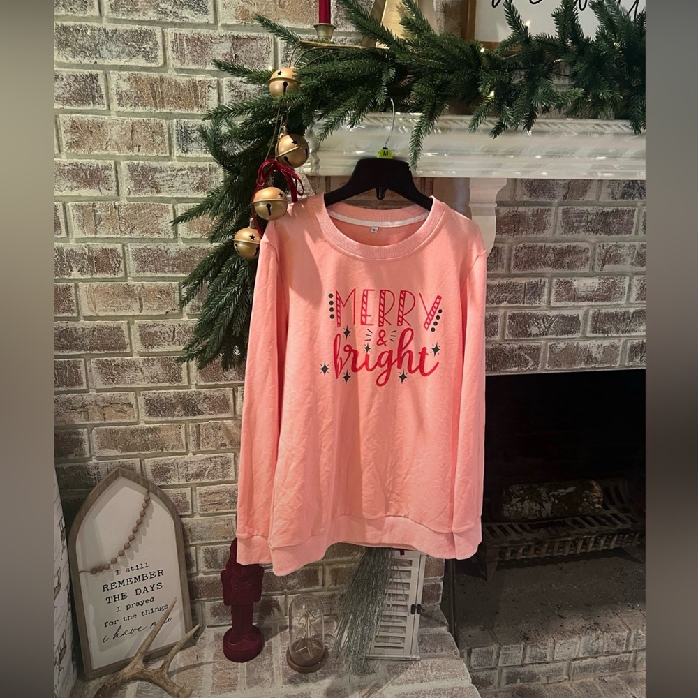 Pink 'Merry & Bright' Crew